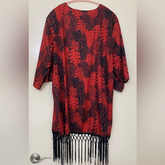 Black and Red Leaf Print Cover-Up Kimono with Fringe - Picture 5 of 6